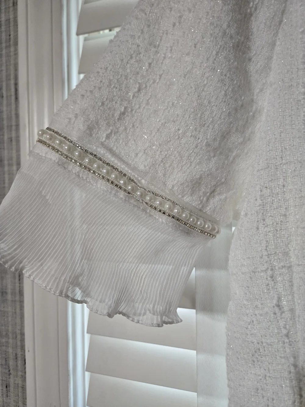NWOT Elegant White Tweed Midi Dress with Black Ribbon Detail and Pearl Trim - Picture 6 of 7